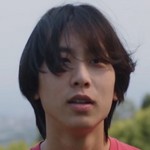 Xun's character is portrayed by the Taiwanese actor Bruce Jiang (江冠勳).