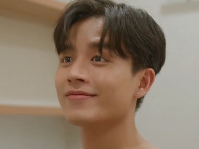 Phuc is portrayed by Vietnamese actor Hai Au is portrayed by Vietnamese actor Truong Cao Khoa (Trương Cao Khoa)..