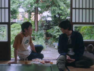 Kohei and Taichi are sharing a meal in his home.