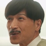 The teacher is portrayed by Shuhei Handa (半田周平).