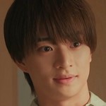 Hidaka Ukisho (浮所飛貴) is a Japanese actor. He is born on February 27, 2002. 