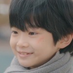 Young Choi Jun is portrayed by a Korean child actor.
