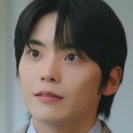 Jeon Yu Bin (전유빈) is a Korean actor. He is born on April 22, 1997.