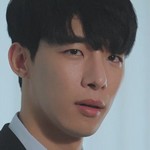 Jeong Ri U (정리우) is a Korean actor. He is born on March 6, 1992.