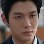 Kim Yoon Sik (김윤식) is a Korean actor. He is born on May 18, 1998. 