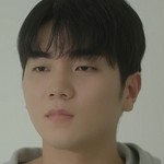 Kim Yung Hee (김융희) is a Korean actor. He is born on April 23, 2001.