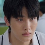 Lee Jung Chan (이정찬) is a Korean actor. He is born on March 3, 2005. 