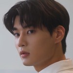 Sae Byeol (새별) is a Korean actor. He is born on February 20, 2001.
