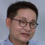 Kim Jho Kwang Soo (김조광수) is a Korean director.