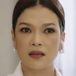 Yadfah is portrayed by the Thai actress Lek Funden Janyathanakorn (เล็ก ฝันเด่น จรรยาธนากร).