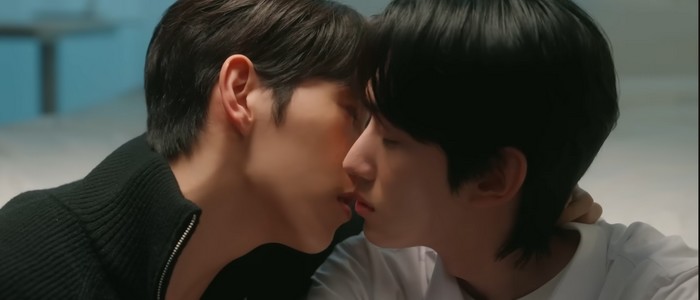 Laundry Love is a Korean BL series about two men who meet at a laundromat. The lead feels anxious about his job search, but he receives great advice from a friendly stranger.