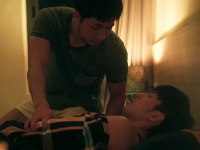 Shuo took care of Light when he was injured.