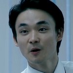 Iwase is portrayed by Japanese actor Mamoru Hagiwara (萩原護).