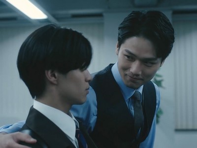 Kano and Ogami become close in the parallel world.