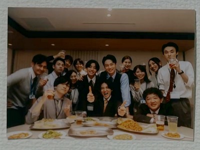 In the parallel world, Kano is friends with everyone.