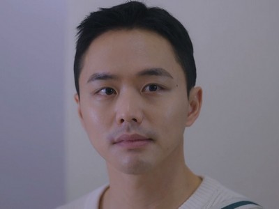 Joo Hyuk is portrayed by Korean actor An Jeong Gyun (안정균).