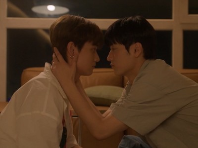 Jae Min and Khun are a couple.