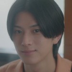 Rui is portrayed by Haruse Akune (阿久根温世).