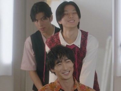 Miyata is jealous of Takashi's ex-boyfriend Rui.