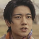 Young Kyosuke is portrayed by the Japanese actor Masaki Himekomatsu (姫子松柾).