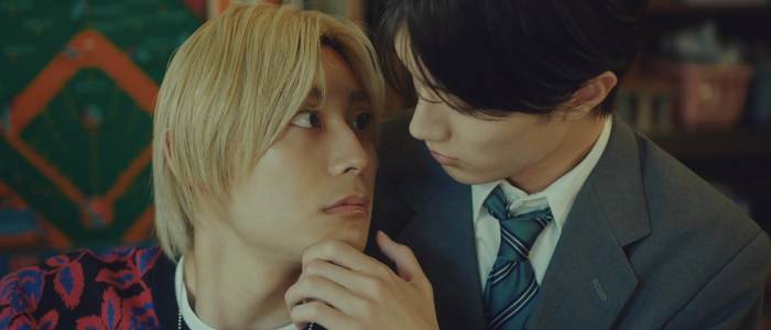 Love Punch! (純愛上等) is a Japanese BL movie about two high school delinquents. Despite their long-standing feud, the main character spends time with his rival and grows close to him.