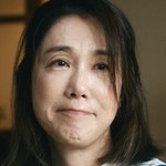 Sota's mom is portrayed by Japanese actress Mariko Tsutsui (筒井真理子).