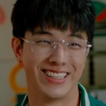Jee is portrayed by Thai actor Kay Lertsittichai (เค เลิศสิทธิชัย).