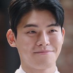 Jun Ho is portrayed by Korean actor Kim Tae Jung (김태정).