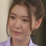 Som is portrayed by the Thai actress Prigkhing Sureeyares Yakares (พริกขิง สุรีย์ญะเรศ ยะคะเรศ).