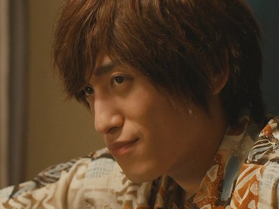 Asato is portrayed by the Japanese actor Daiki Kanechika (兼近大樹).