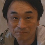 The restaurant owner is portrayed by Tomokazu Seki (関智一).