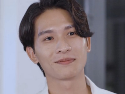Khoa is portrayed by the Vietnamese actor Truong Minh Thao.