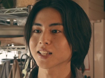 Ishida is portrayed by Japanese actor Taisei Sakai (酒井大成).