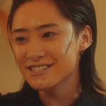 Mugi is portrayed by the Japanese actor Satsuki Nakayama (中山咲月).