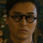 Koyama's brother is portrayed by the Japanese actor Wataru Kuriyama (栗山航).