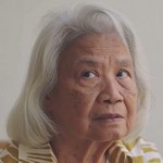 Sak's mother is portrayed by Thai actress Mareiym Khameuxng (มาเรียม คำเมือง).