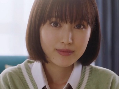 Hashimoto is portrayed by the Japanese actress Riko Fukumoto (福本莉子).