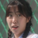 Miyeon is portrayed by Korean actress Ahn Lee Won (안리원).