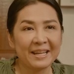 Eiw's mom is portrayed by the Thai actress Kai Nipawan Taveepornsawan (ไก่ นิภาวรรณ ทวีพรสวรรค์).