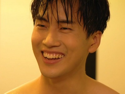 Jin Ho is portrayed by the Korean actor Lee Na Gil (이나길).