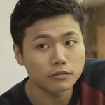 Shi Hoon is portrayed by the Korean actor Choi Shi Hoon (최시훈).