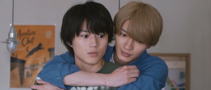 My Summer of You (君は夏のなか) is a Japanese BL series about two high school students who love watching movies. One day, the protagonist is caught off guard when his friend suddenly confesses his feelings.