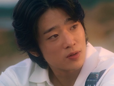 Jung Woo is portrayed by the Korean actor Jang Eui Soo (장의수).