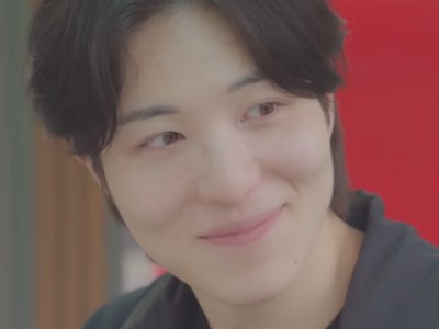 Hyunwoo is portrayed by a Korean actor Oh Soo Bin (오수빈).