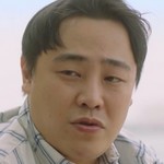 Young Taek's boss is portrayed by a Korean actor.