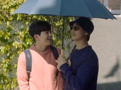 Young Taek is allergic to sunlight.