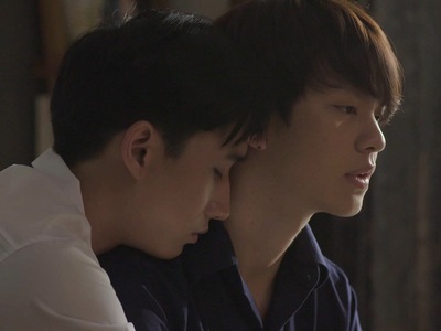 Jin and Bbomb reconcile in Nitiman Episode 10.