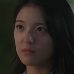 Joon Seok's fiancee doesn't trust him.
