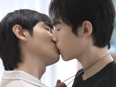 The BL couple is kissing in On the Edge.