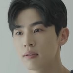 The BG version of Jun Hee is portrayed by Kim Seo Bom (김서봄).